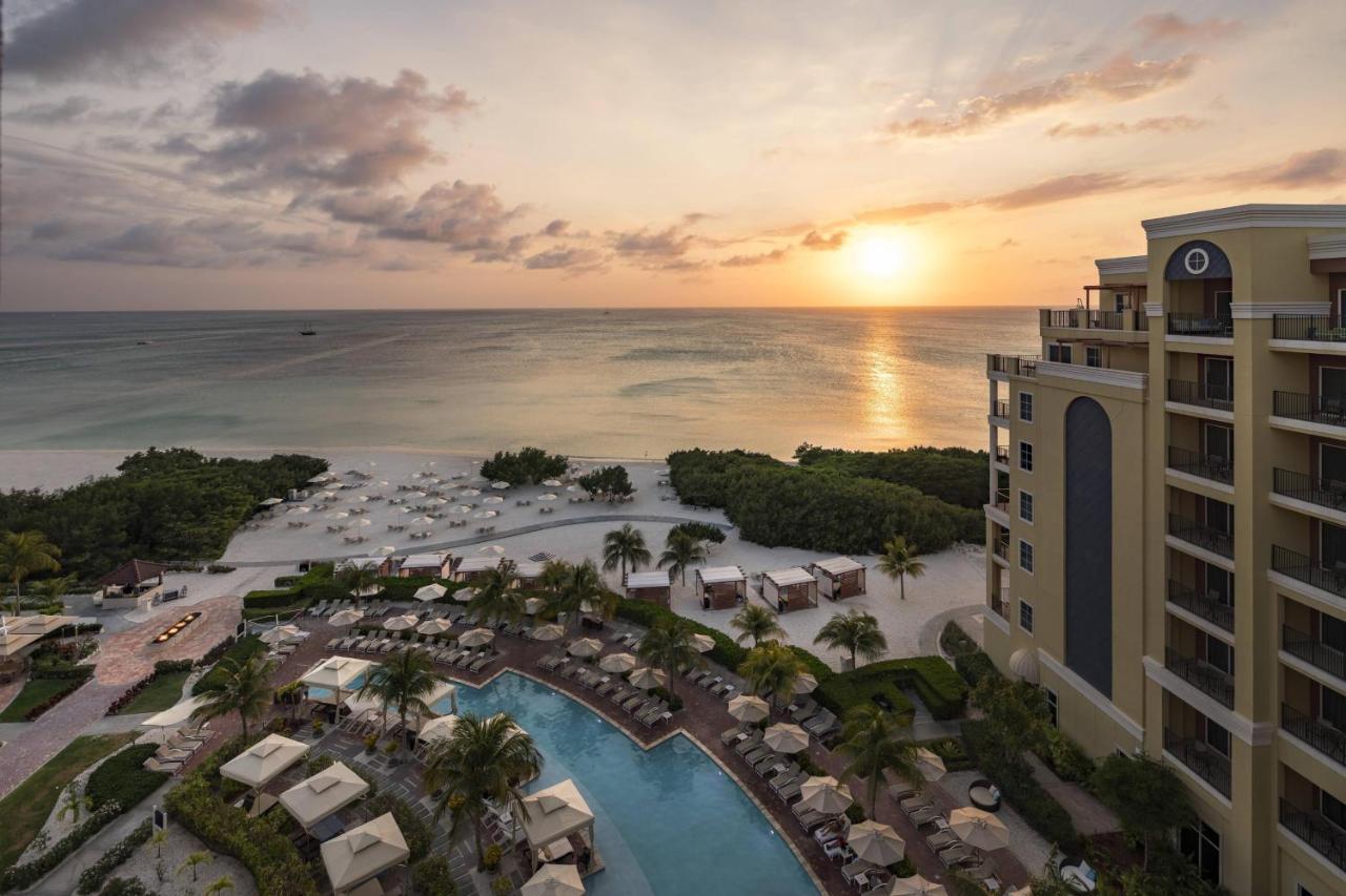 Hotel The Ritz-Carlton, Aruba Palm Beach Esterno foto