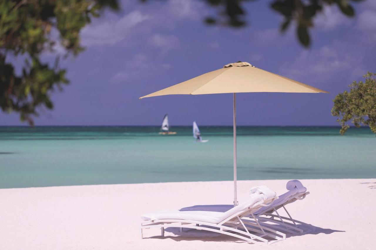 Hotel The Ritz-Carlton, Aruba Palm Beach Esterno foto