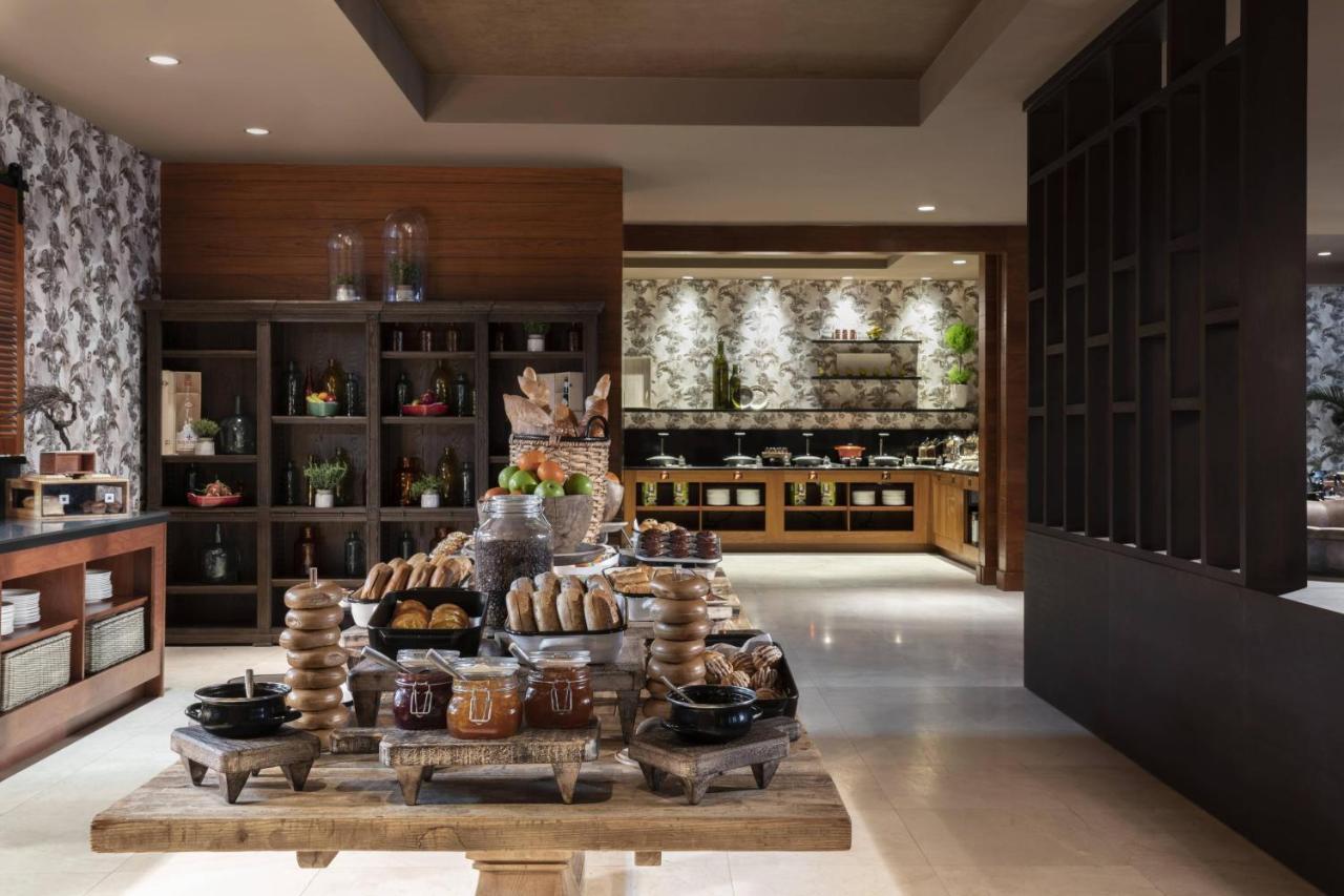 Hotel The Ritz-Carlton, Aruba Palm Beach Esterno foto