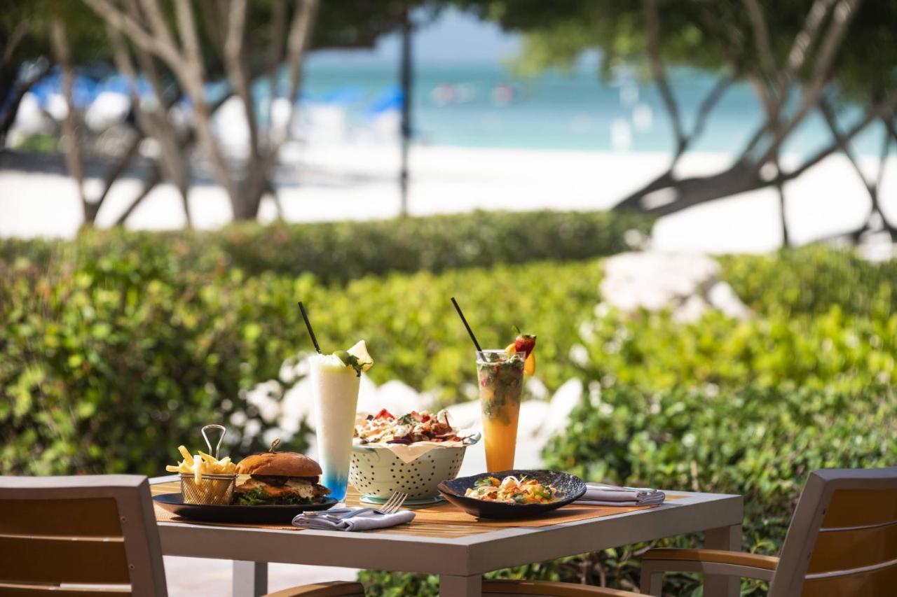 Hotel The Ritz-Carlton, Aruba Palm Beach Esterno foto