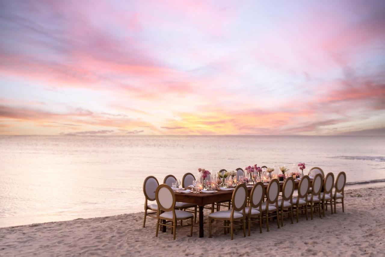 Hotel The Ritz-Carlton, Aruba Palm Beach Esterno foto