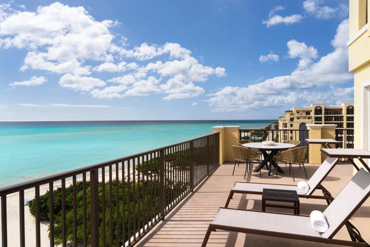 Hotel The Ritz-Carlton, Aruba Palm Beach Esterno foto