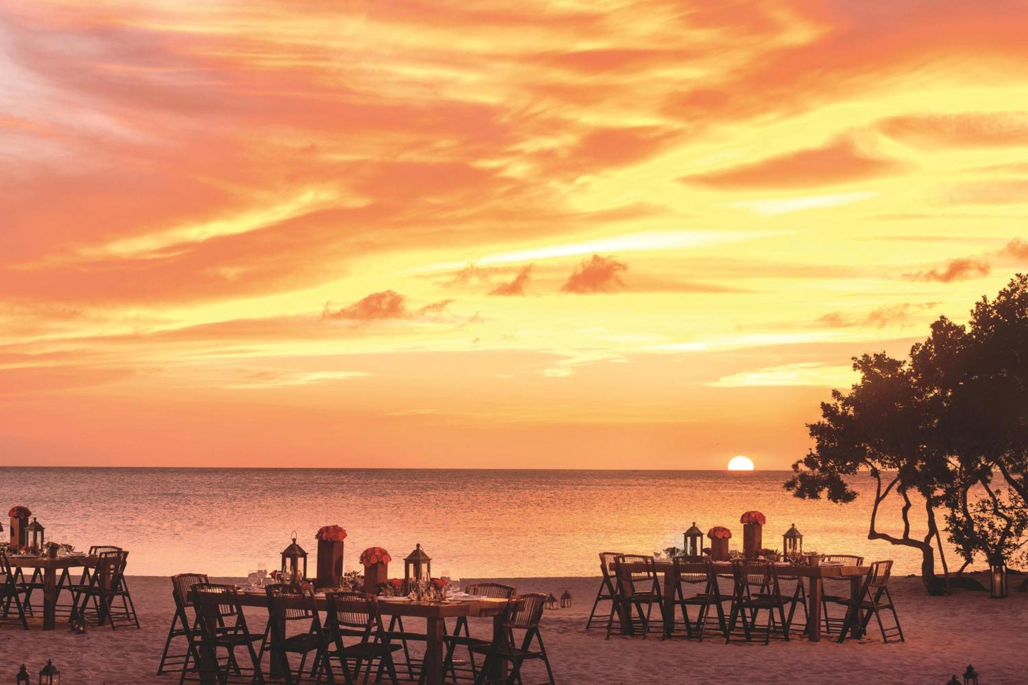 Hotel The Ritz-Carlton, Aruba Palm Beach Esterno foto