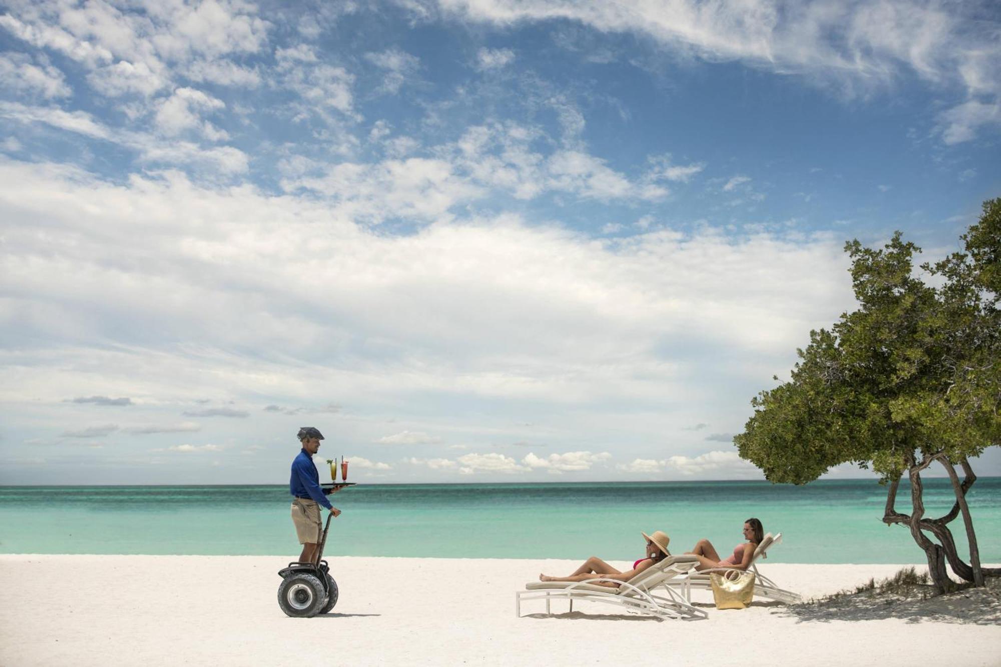 Hotel The Ritz-Carlton, Aruba Palm Beach Esterno foto