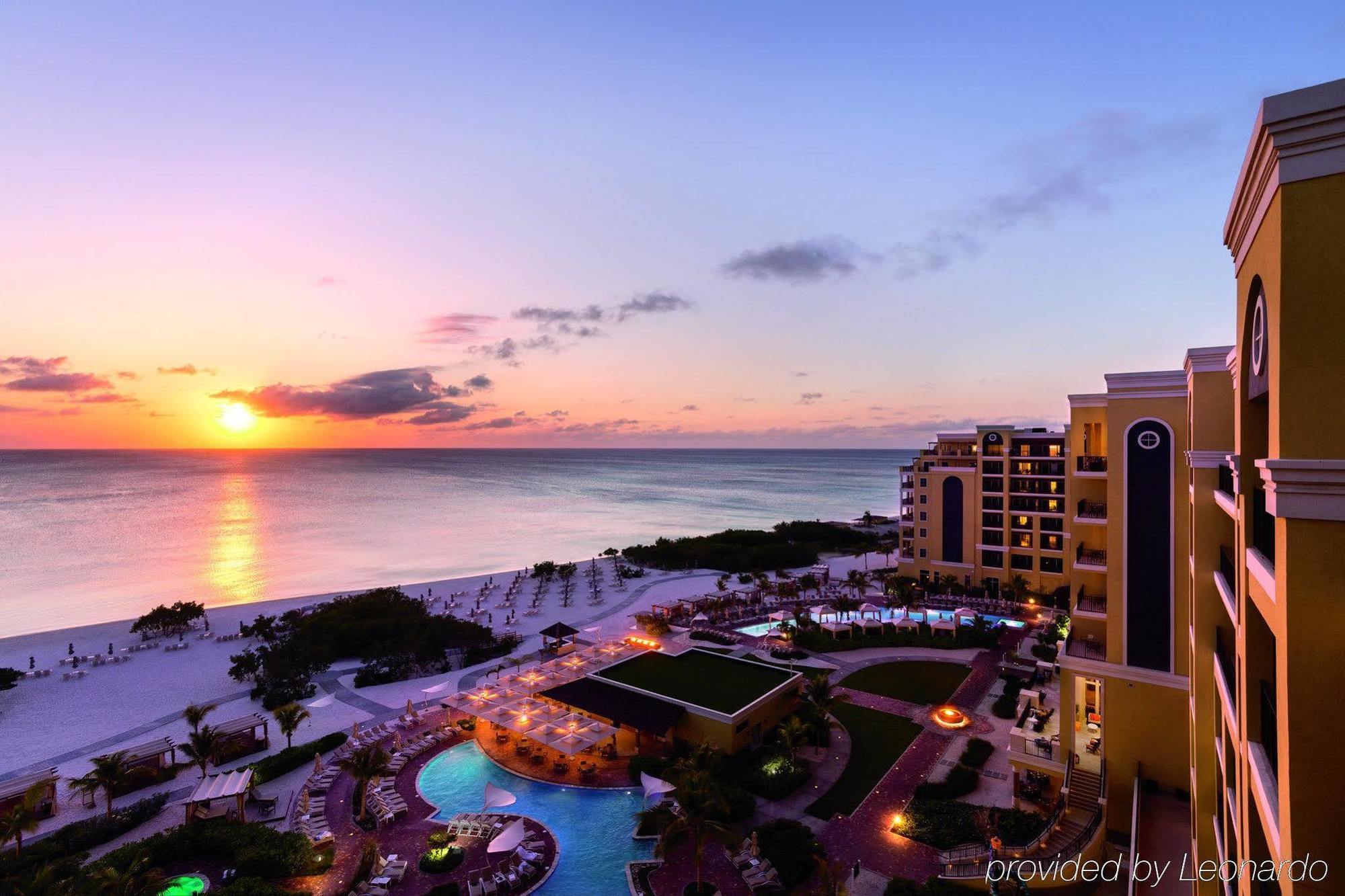 Hotel The Ritz-Carlton, Aruba Palm Beach Esterno foto